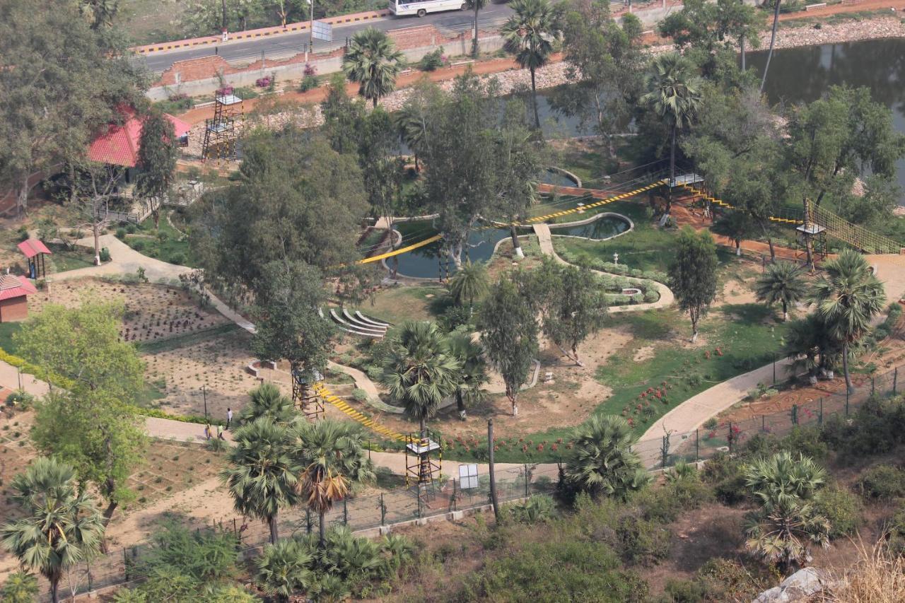 Rājgīr Pandu Pokhar Eco Adventure Resort מראה חיצוני תמונה